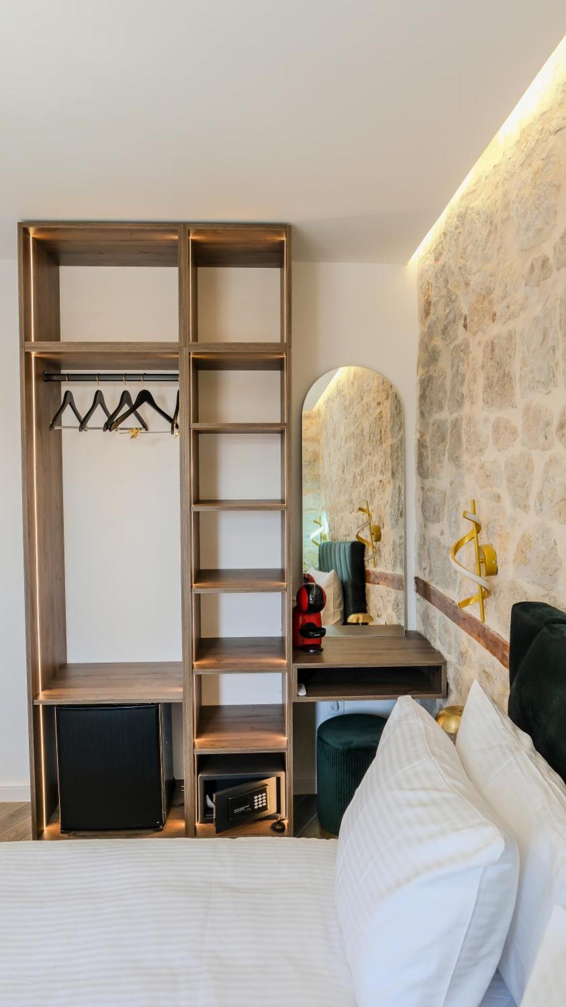 Prisca Luxury Rooms With Breakfast Сплит Екстериор снимка