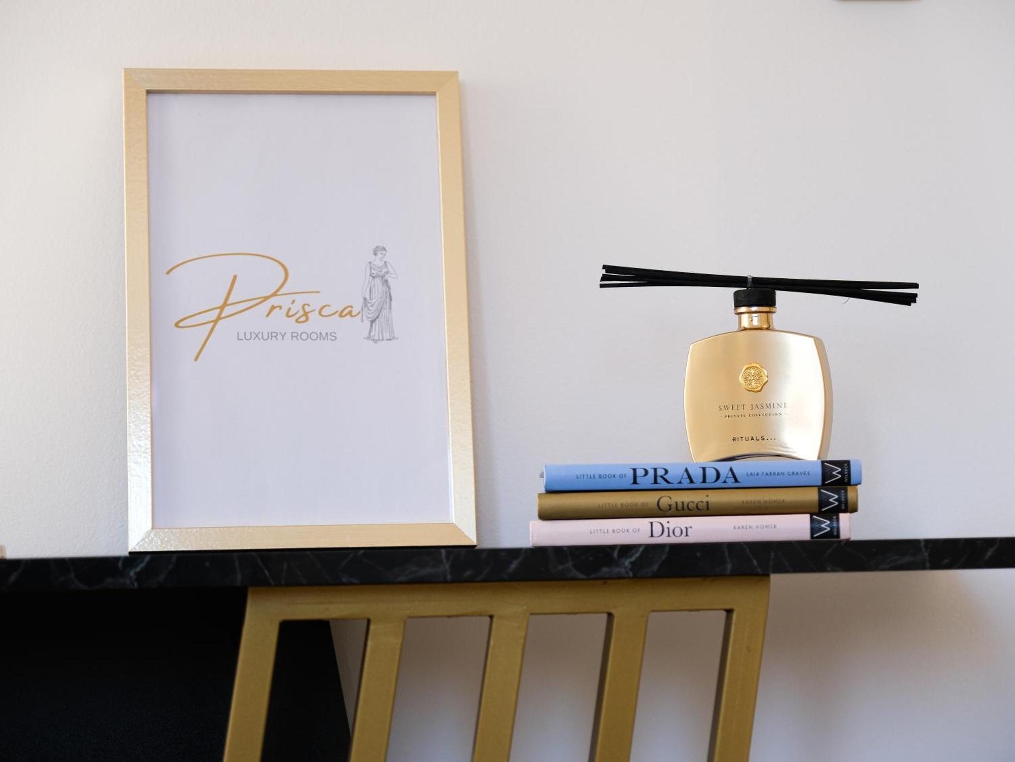Prisca Luxury Rooms With Breakfast Сплит Екстериор снимка