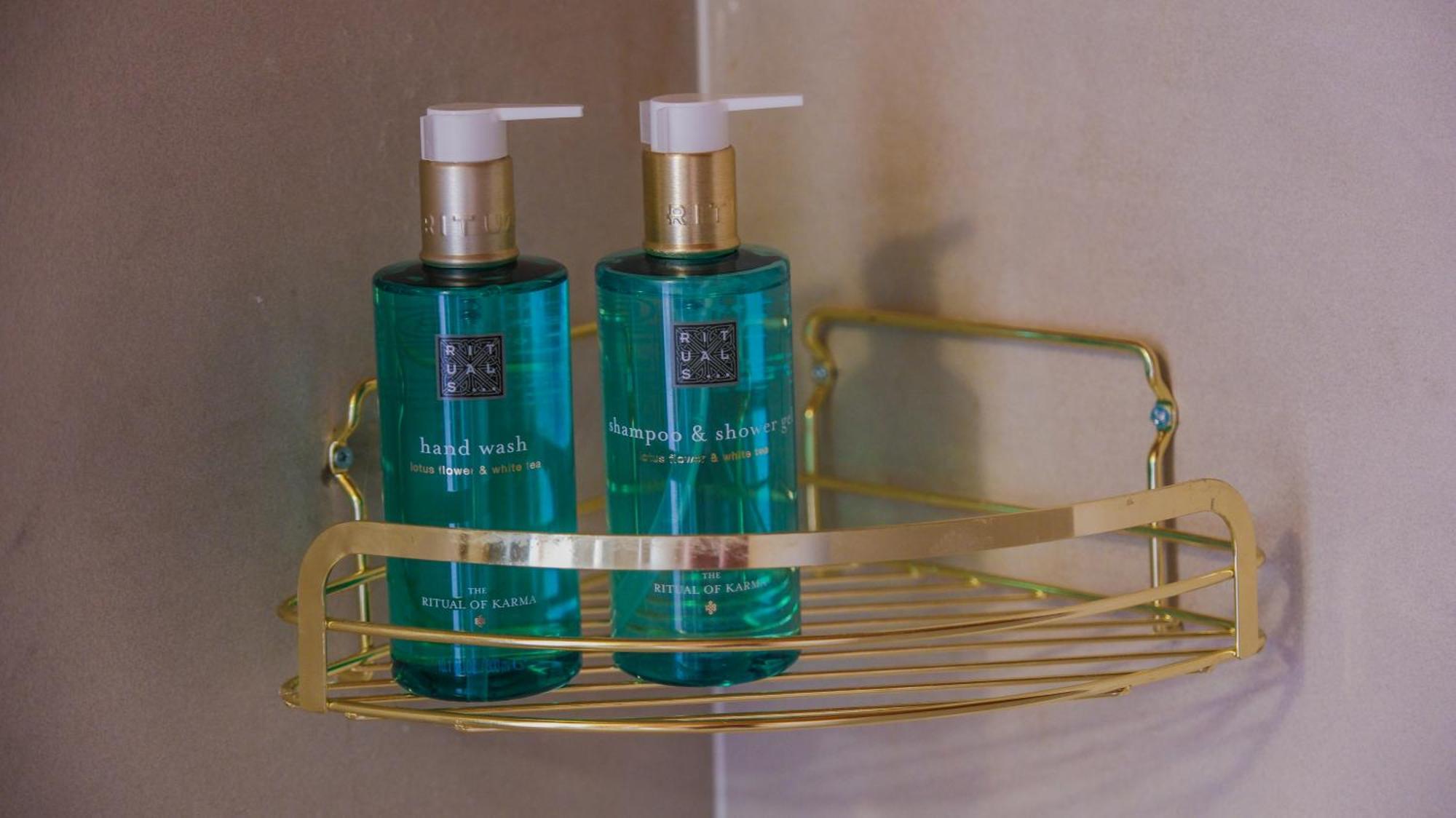 Prisca Luxury Rooms With Breakfast Сплит Екстериор снимка