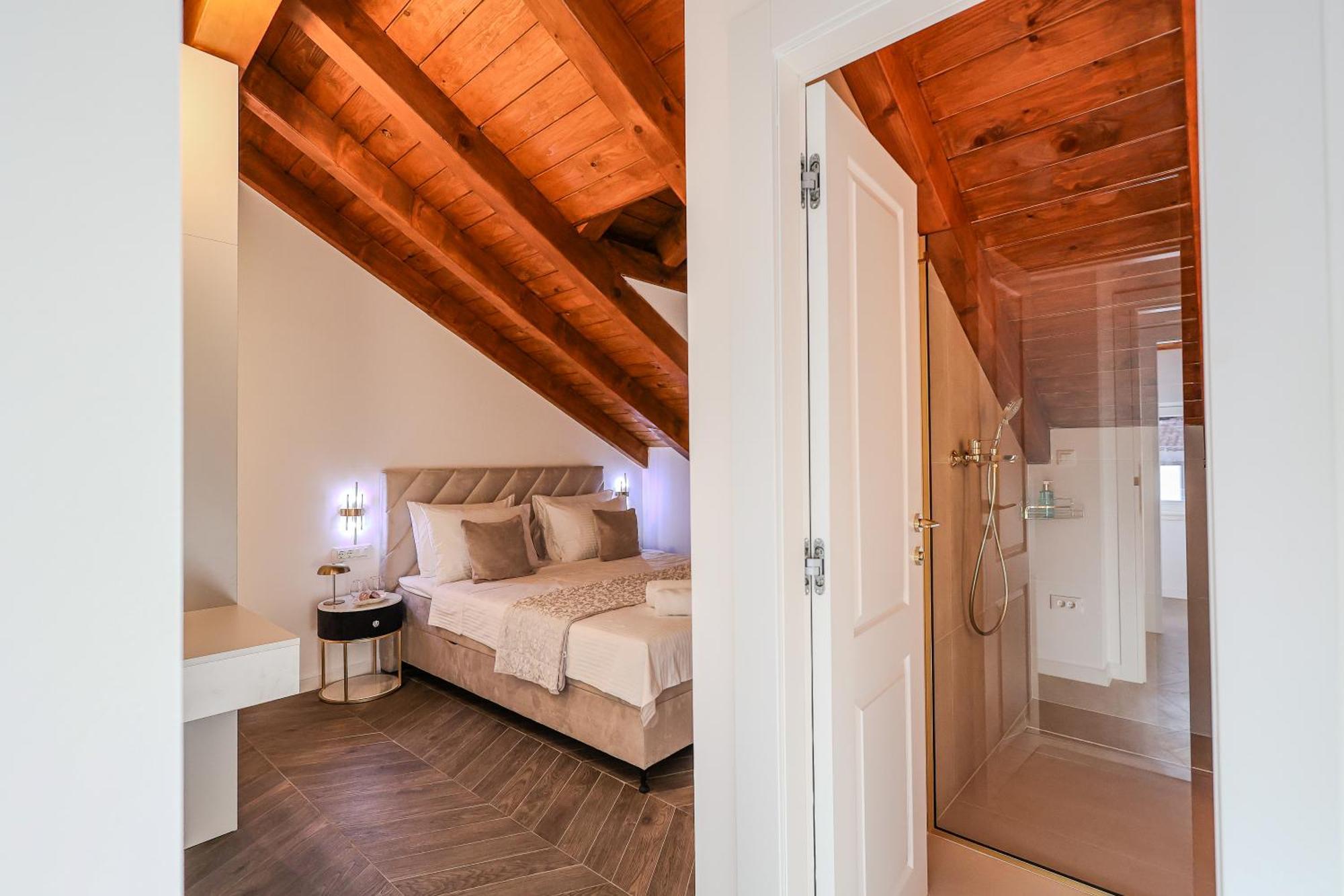 Prisca Luxury Rooms With Breakfast Сплит Екстериор снимка