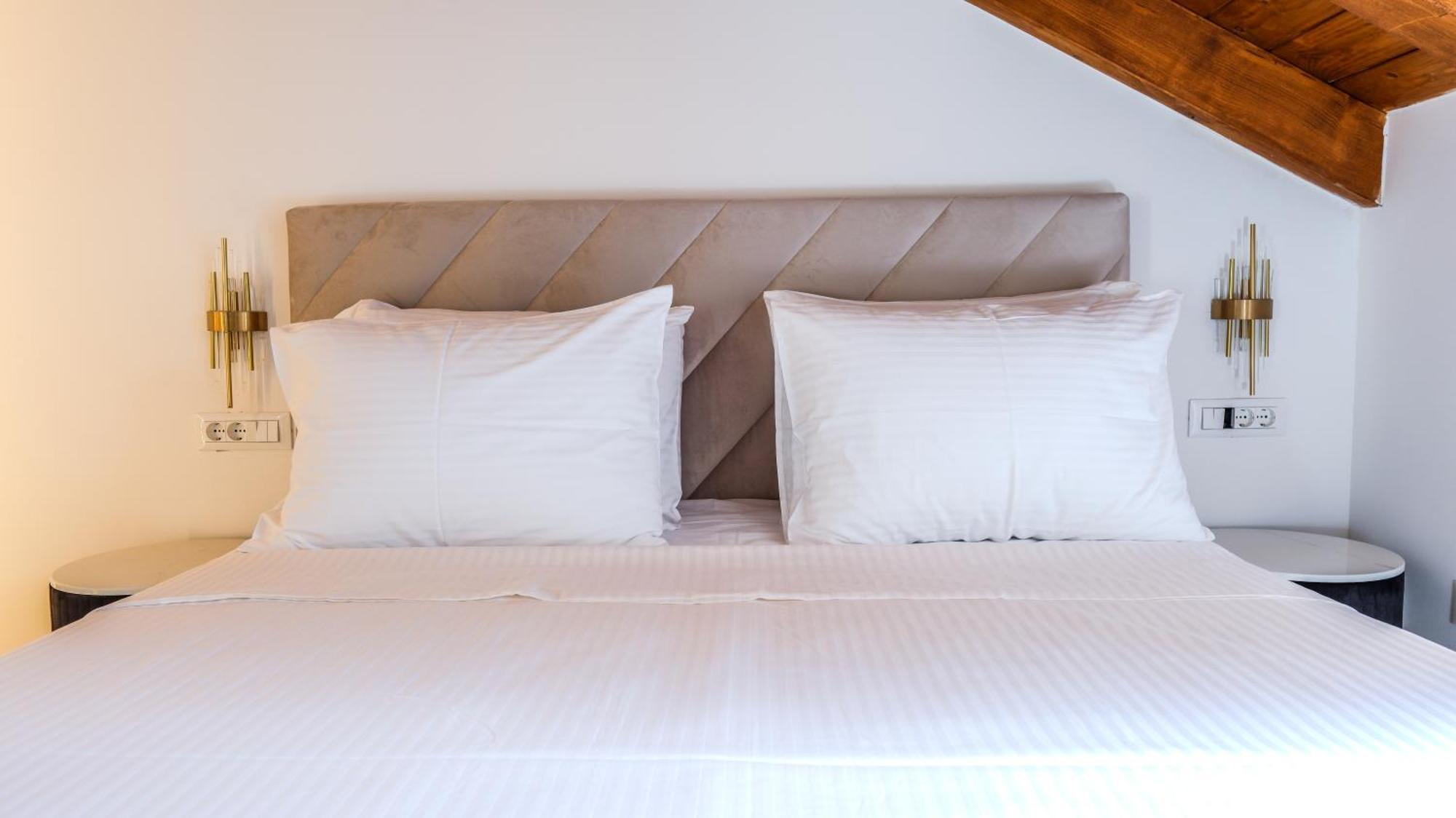 Prisca Luxury Rooms With Breakfast Сплит Екстериор снимка
